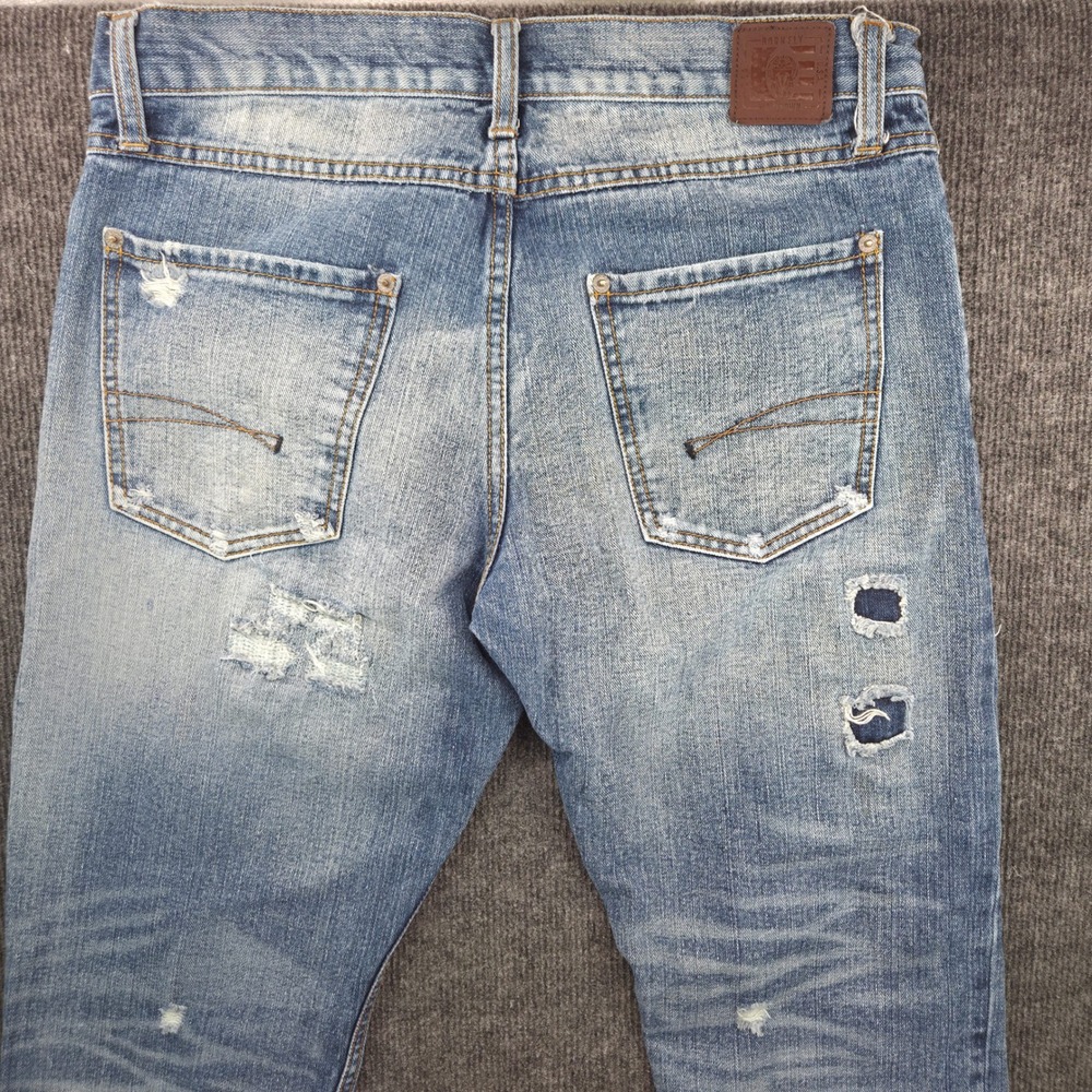 Born Fly Men Distressed Denim Jeans Blue Light Wash Button Fly Size 32 Y2K Style - Picture 9 of 11